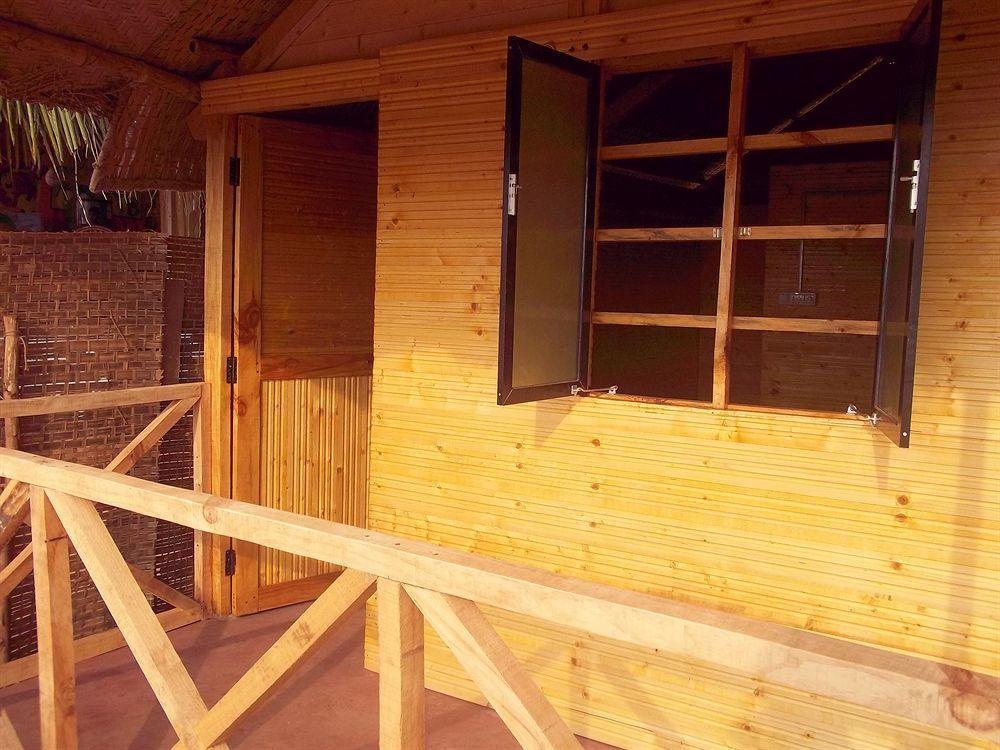 Tivai Beach Cottages كالانغيُت المظهر الخارجي الصورة